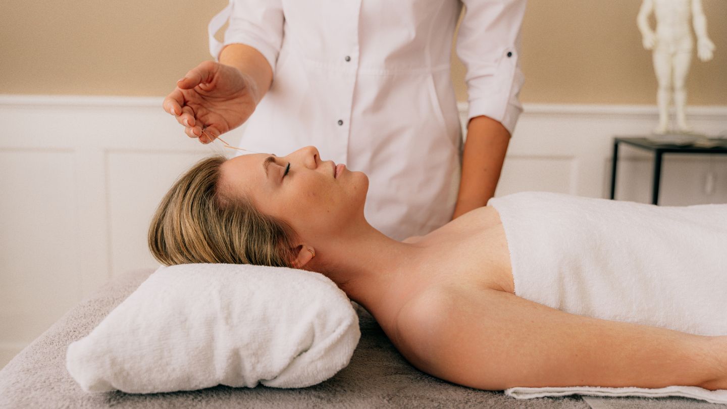 What to Know About Acupuncture for Depression & Anxiety